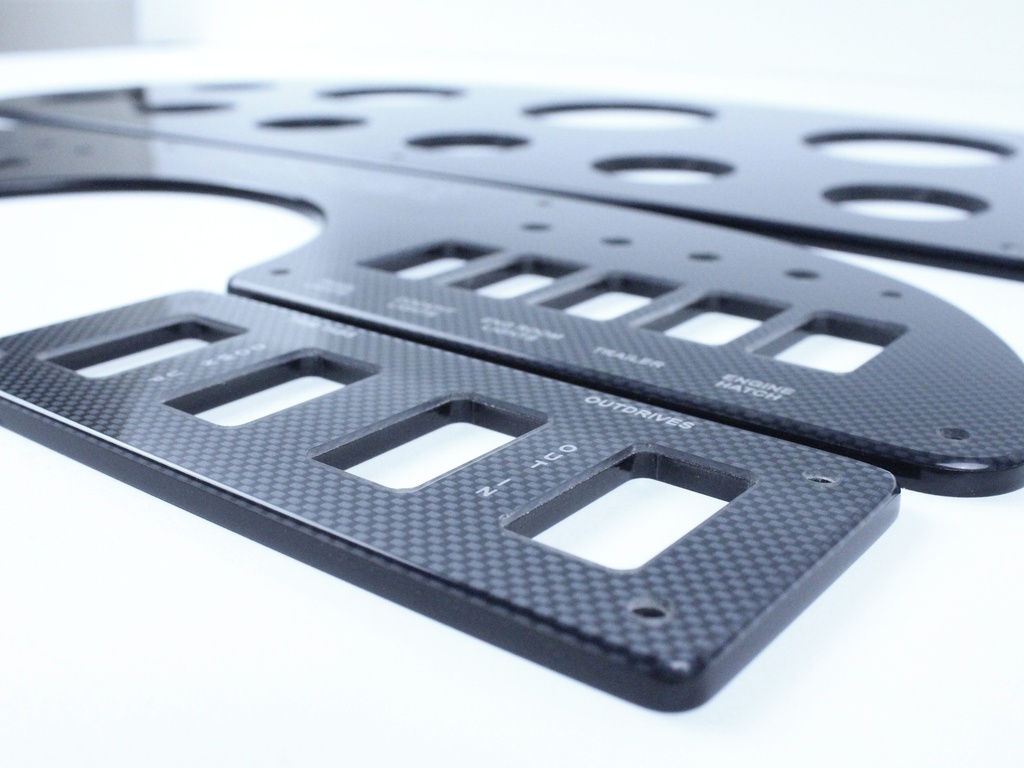 ミコト　パネル Donzi 33ZX Dash Panel Set